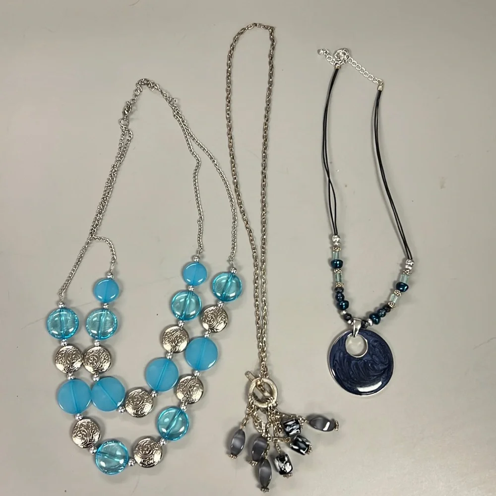 Necklaces - Picture 1 of 1